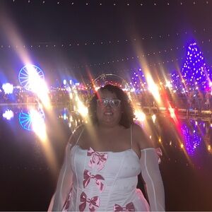 Meet your Posher, Carmen